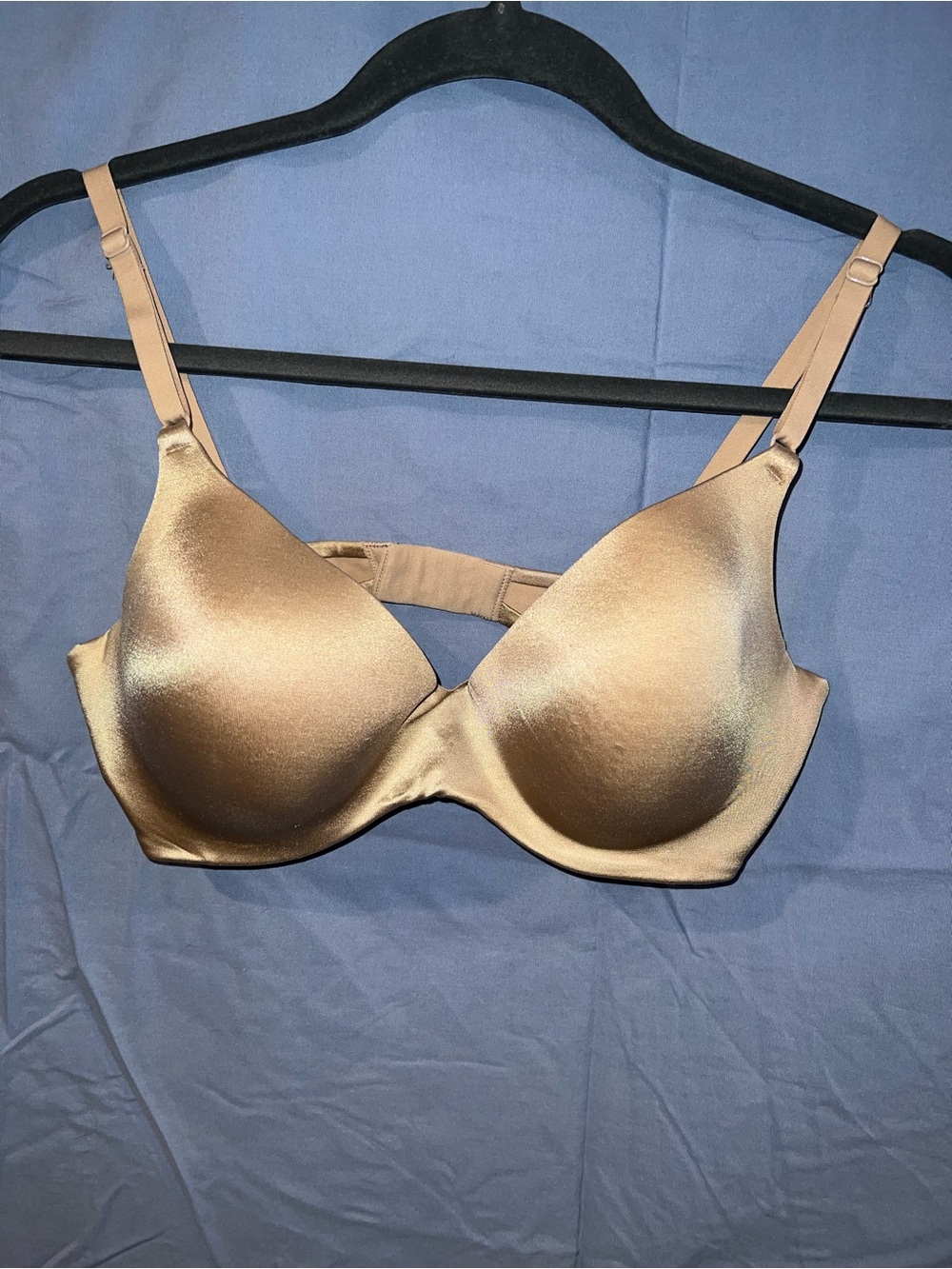Maidenform Smooth T-Shirt Bra in Beige